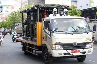 Phun khử khuẩn toàn địa bàn TPHCM trong 7 ngày
