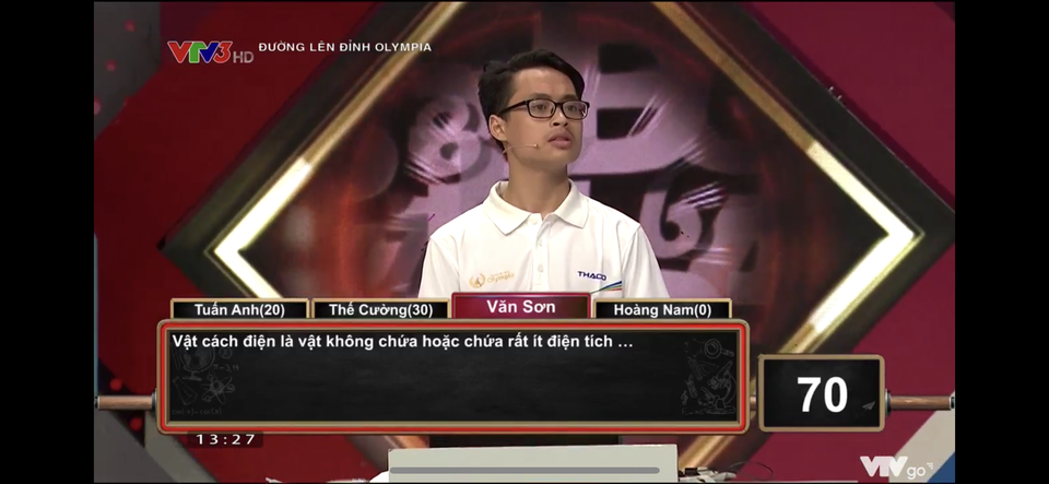 Bùng nổ phần Về đích, nam sinh Thanh Hóa thắng vòng thi tuần Olympia - 1 Bùng nổ phần Về đích, nam sinh Thanh Hóa thắng vòng thi tuần Olympia - 1