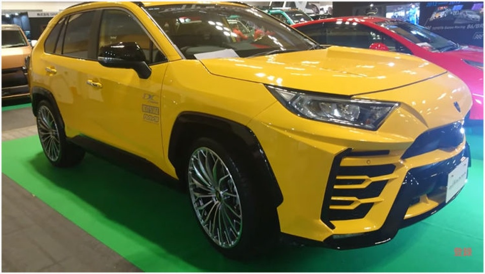 Độ xe Toyota thành Lamborghini Urus - 6 Độ xe Toyota thành Lamborghini Urus - 6