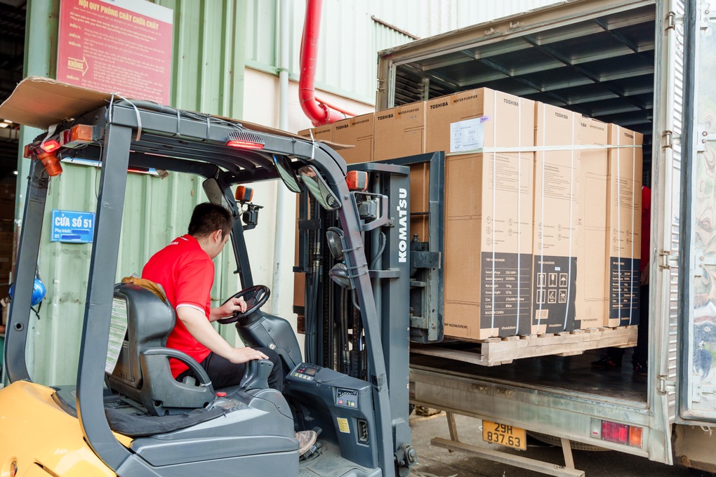 Toshiba thắp sáng hy vọng, sẻ chia yêu thương đến vùng cao Lào Cai - 2 Toshiba thắp sáng hy vọng, sẻ chia yêu thương đến vùng cao Lào Cai - 2