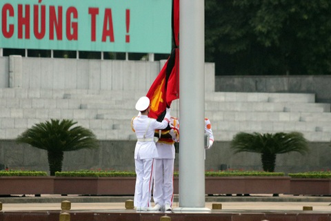 Hà Nội treo cờ rủ ngày Quốc tang Chủ tịch nước Trần Đại Quang