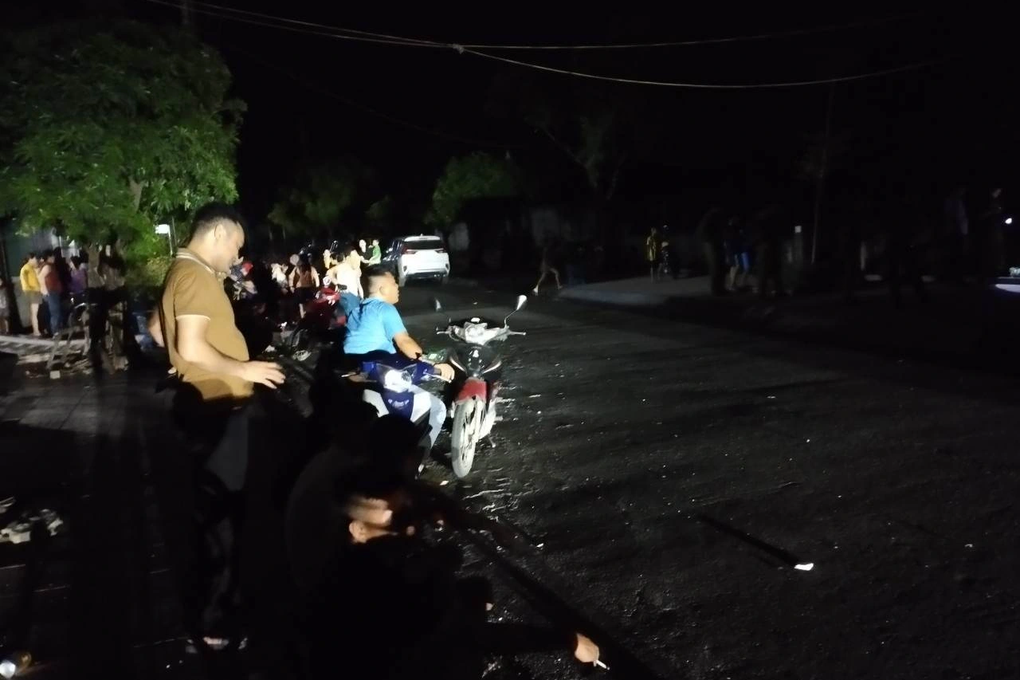 Nghi án người đàn ông đâm chết tình nhân rồi tự sát - 1 Nghi án người đàn ông đâm chết tình nhân rồi tự sát - 1