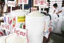 Cách một con sông nhưng gạo Việt "thua trắng" gạo Campuchia