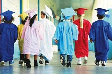 Bị ép làm “thần đồng”, trẻ “tẩu hỏa nhập ma” 