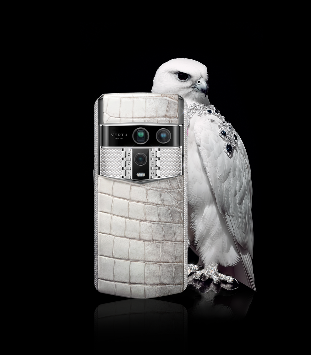 Lý do Vertu vẫn giữ yếu tố thủ công trong thời đại AI - 2 Lý do Vertu vẫn giữ yếu tố thủ công trong thời đại AI - 2