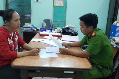 Nữ giúp việc 2 lần khoắng sạch vàng của gia chủ