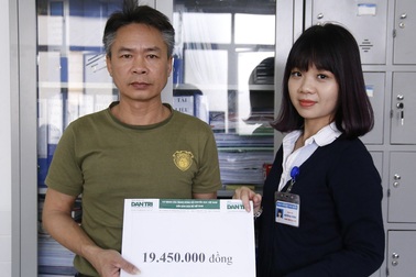 Gần 20 triệu đồng tiếp tục đến với gia đình người thiếu tá bộ đội mất vợ, con nguy kịch