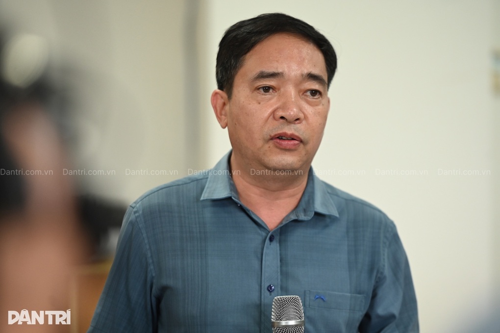 Thuyền trưởng tàu Vịnh Xanh đã cảnh báo hành khách mặc áo phao để ứng phó? - 2 Thuyền trưởng tàu Vịnh Xanh đã cảnh báo hành khách mặc áo phao để ứng phó? - 2