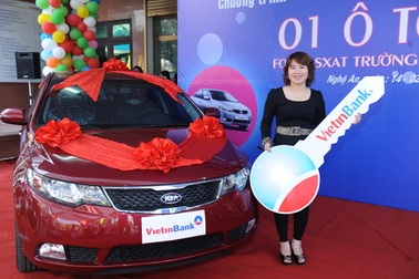 Vietinbank trao giải đặc biệt của chương trình “Gửi tiền ngay - Quay trúng lớn”