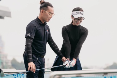 Huấn luyện viên nói về góc khuất gái trẻ chơi golf "săn" đại gia