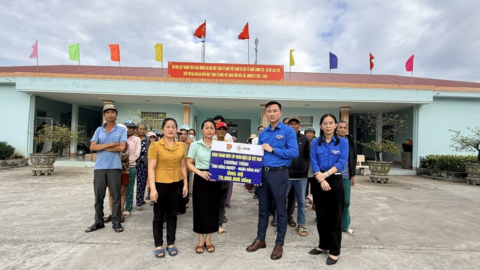 Đoàn thanh niên EVNGENCO2 chung tay hỗ trợ người dân vùng lũ tại Trung Bộ - 4