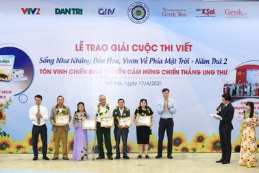 Lễ tôn vinh "Chiến binh truyền cảm hứng chiến thắng ung thư"
