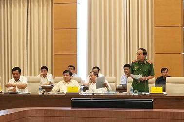 Thứ trưởng Bộ Công an vạch trần “công thức” tạo sân sau để lũng đoạn