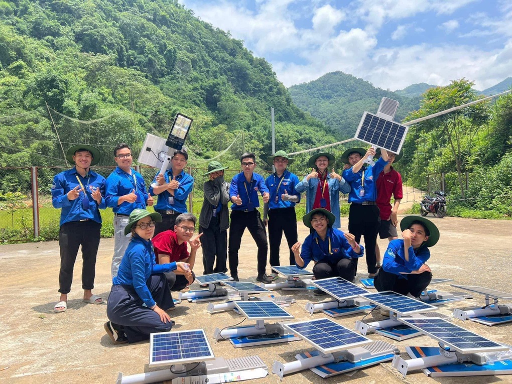 Sinh viên Trường Quốc tế chia sẻ bí quyết chinh phục học bổng 100% học phí - 4 Sinh viên Trường Quốc tế chia sẻ bí quyết chinh phục học bổng 100% học phí - 4