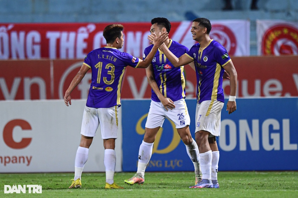 CLB Hà Nội lần thứ 6 vô địch V-League - 6 CLB Hà Nội lần thứ 6 vô địch V-League - 6