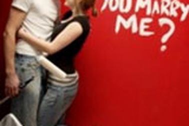 Những kiểu cầu hôn lãng mạn nhất