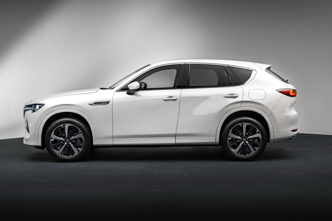 Mazda CX-60 trình làng, phân khúc crossover cỡ trung thêm chật chội - 3 Mazda CX-60 trình làng, phân khúc crossover cỡ trung thêm chật chội - 3