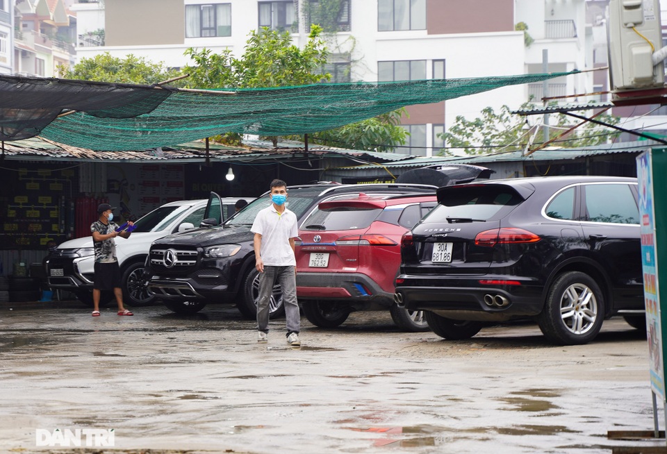 Dịch vụ rửa xe ở Hà Nội hốt bạc dịp Tết Nguyên đán, giá tăng cao gấp 4 lần - 8 Dịch vụ rửa xe ở Hà Nội hốt bạc dịp Tết Nguyên đán, giá tăng cao gấp 4 lần - 8