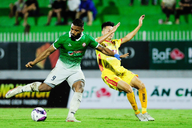 Thắng đậm Thanh Hóa, CLB Bình Định gặp CLB Hà Nội ở chung kết Cúp Quốc gia