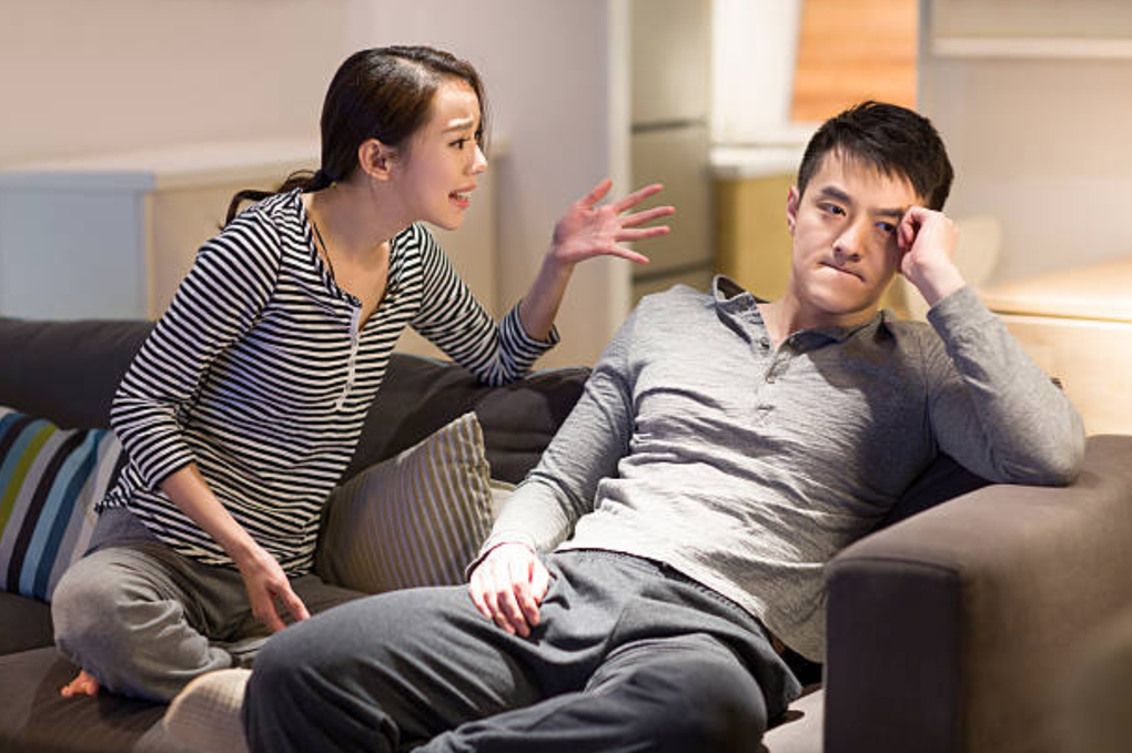 Đến đón vợ bị mẹ vợ đưa ra khỏi nhà, nhưng tôi biết ơn vì bao thư bà đưa - 1 Đến đón vợ bị mẹ vợ đưa ra khỏi nhà, nhưng tôi biết ơn vì bao thư bà đưa - 1