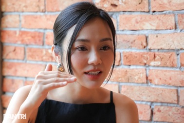 MC Thu Thủy vừa đạt 8.5 IELTS, hé lộ sự hỗ trợ thầm lặng của chồng Đức