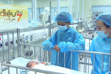 BTV Diệp Chi kể về phút đoàn tụ của hai con trai nạn nhân vụ cháy ở Đê La Thành