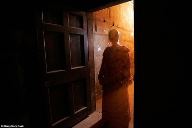 Nếu yếu tim, bạn đừng xem những hình ảnh ma ám này