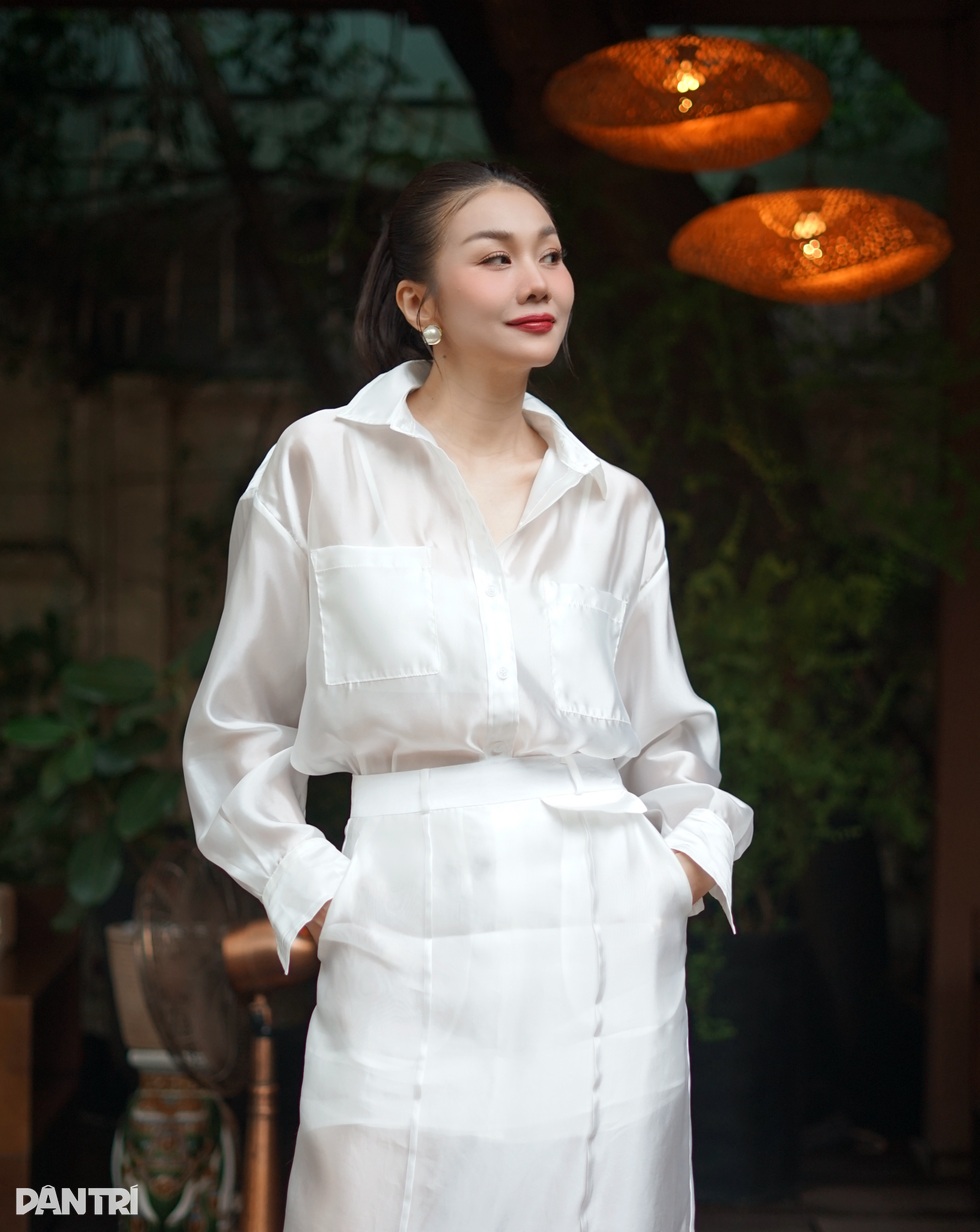Siêu mẫu Thanh Hằng: Nhiều lúc tôi ấm ức nhưng vẫn im lặng chịu đựng - 3
