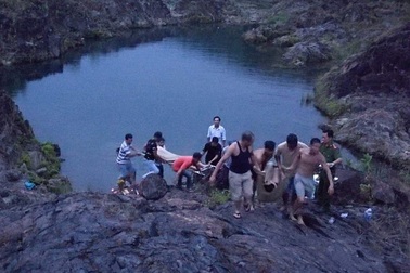 Tắm hồ Phú Ninh, 2 học sinh lớp 12 đuối nước