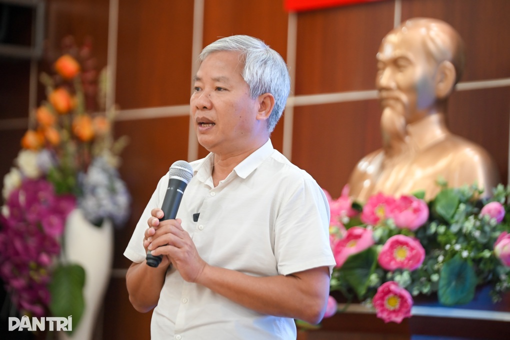 Cuộc thi “50 năm vượt nắng thắng mưa - thắp sáng khát vọng thịnh vượng” truyền năng lượng tích cực cho các tác giả - 4 Cuộc thi “50 năm vượt nắng thắng mưa - thắp sáng khát vọng thịnh vượng” truyền năng lượng tích cực cho các tác giả - 4