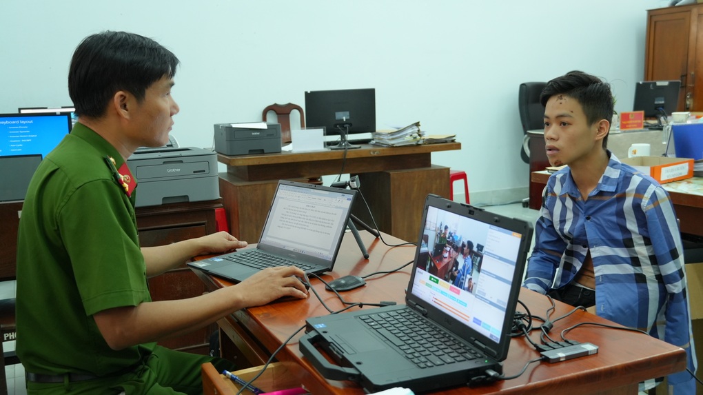 Say rượu chạy xe kẹp ba gây tai nạn làm 2 người tử vong - 1 Say rượu chạy xe kẹp ba gây tai nạn làm 2 người tử vong - 1