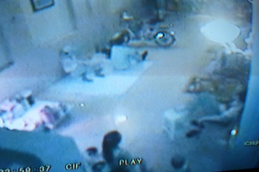 Nổ bất thường tại quán cà phê