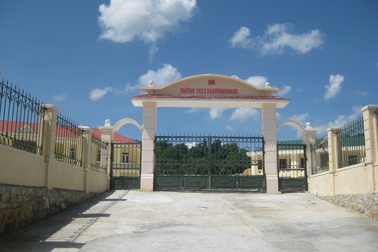 Trường xây tiền tỷ không có học sinh