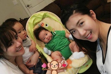 Ngọc Quyên, Vy Oanh cho hai "nhóc tì" giao lưu ở Mỹ