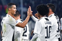 C.Ronaldo kiến tạo, Juventus “khởi động” thành công trước trận gặp MU