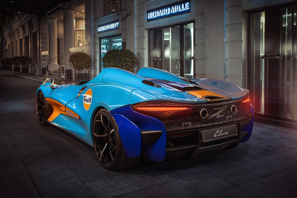 Xe McLaren Elva - hàng hiếm triệu USD xuất hiện trên đường phố Hà Nội - 4 Xe McLaren Elva - hàng hiếm triệu USD xuất hiện trên đường phố Hà Nội - 4