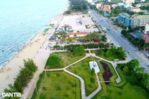 "Cuộc cách mạng" tại một trong những bãi biển đẹp nhất miền Trung