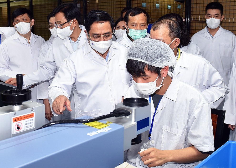 Thủ tướng: Tiêm phòng ngay người cao tuổi, có bệnh nền, yêu cầu dân ở yên - 1 Thủ tướng: Tiêm phòng ngay người cao tuổi, có bệnh nền, yêu cầu dân ở yên - 1