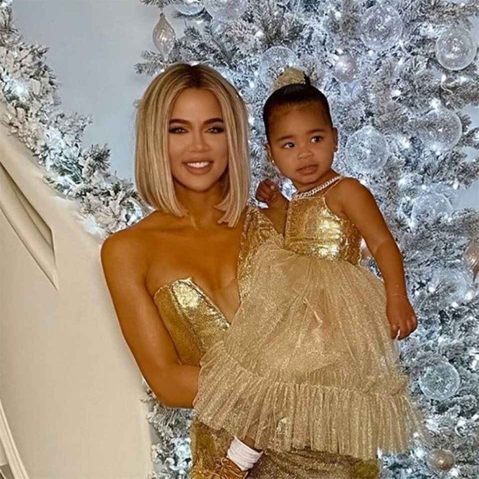 Bạn trai kém 7 tuổi của Khloe Kardashian lại dính tin đồn ngoại tình - 8 Bạn trai kém 7 tuổi của Khloe Kardashian lại dính tin đồn ngoại tình - 8