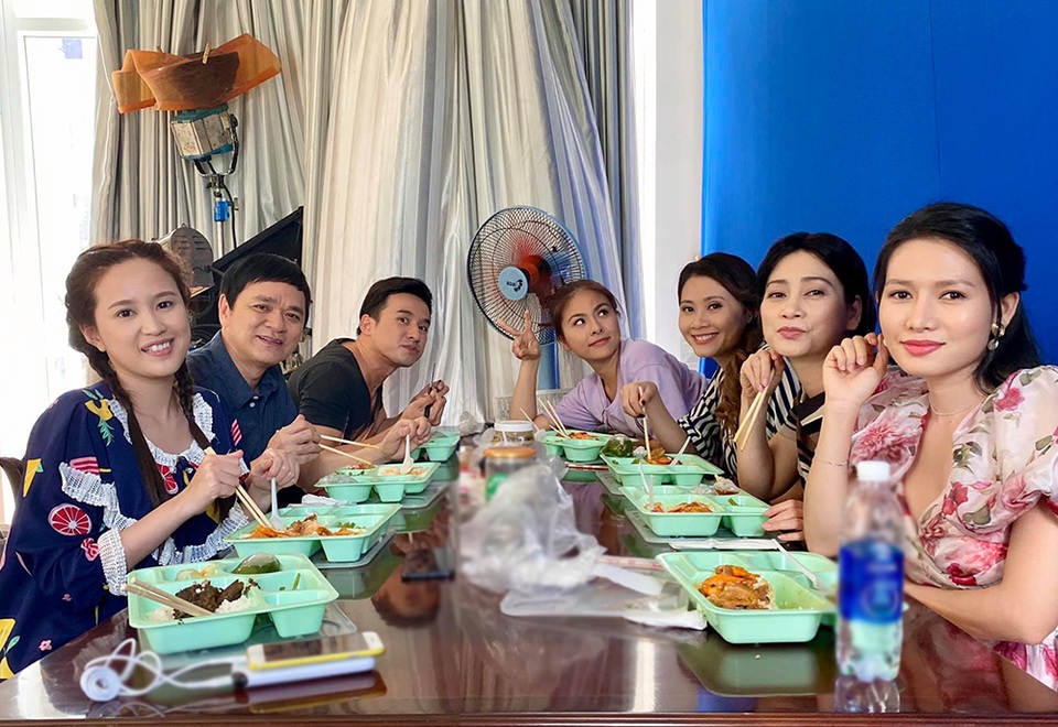 Vân Trang: “Tôi sợ chồng mình chứ đâu có sợ chồng ai” - 8 Vân Trang: “Tôi sợ chồng mình chứ đâu có sợ chồng ai” - 8