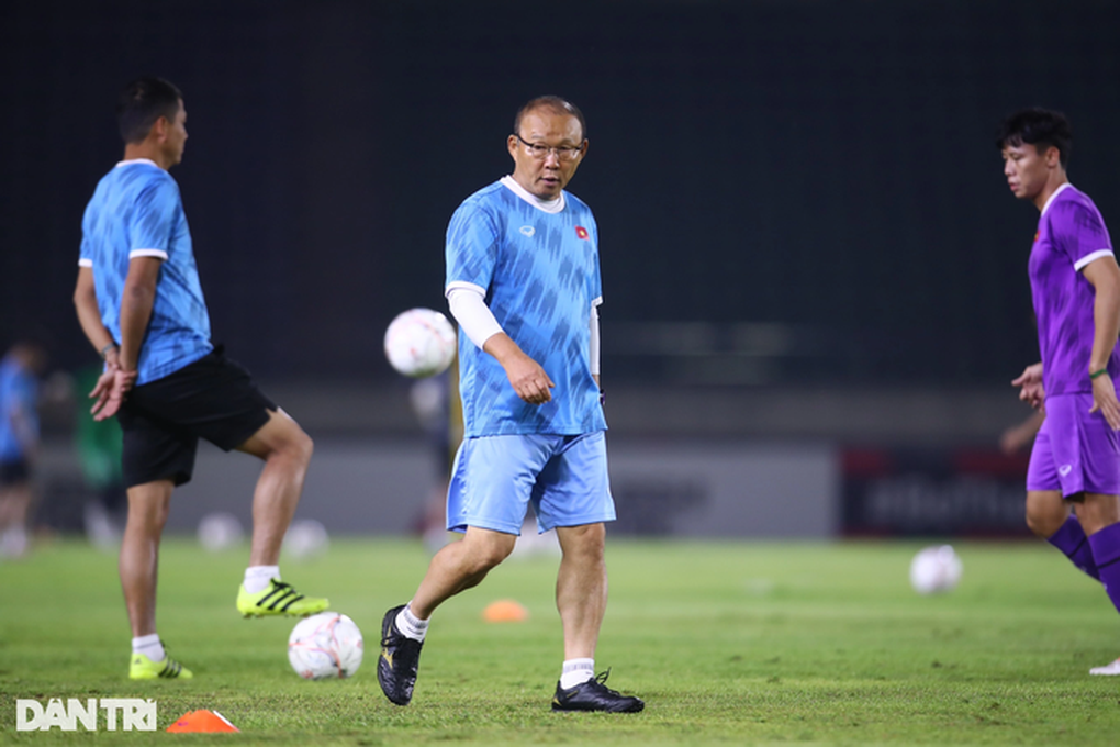Báo Hàn Quốc: Park Hang Seo trình diễn lần cuối ở World Cup Đông Nam Á - 1 Báo Hàn Quốc: Park Hang Seo trình diễn lần cuối ở World Cup Đông Nam Á - 1