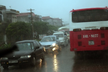 Sau bão số 4, lo lũ và sạt lở