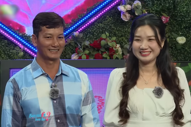 Bố hai con U50 ở Tây Ninh chinh phục thành công nữ phiên dịch viên xinh đẹp