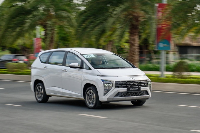Đánh giá Hyundai Stargazer 2023: lựa chọn xe gia đình đáng cân nhắc - 34 Đánh giá Hyundai Stargazer 2023: lựa chọn xe gia đình đáng cân nhắc - 34