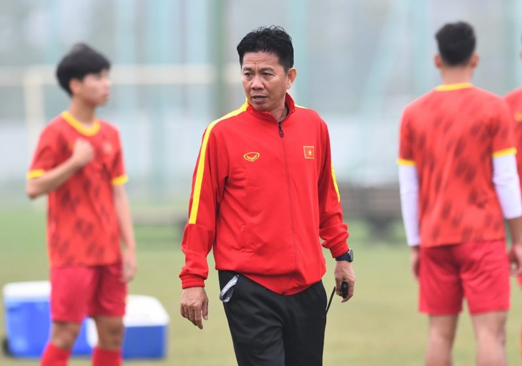 HLV Hoàng Anh Tuấn chốt danh sách U20 Việt Nam đi UAE - 2 HLV Hoàng Anh Tuấn chốt danh sách U20 Việt Nam đi UAE - 2