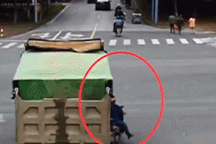 Nổi bật tuần qua: Tình huống cho thấy vai trò quan trọng của mũ bảo hiểm