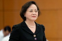 "Thêm chế độ với cán bộ không chuyên trách nghỉ việc khi sắp xếp bộ máy"