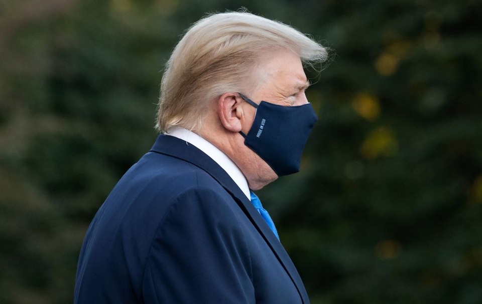 Ông Trump rời Nhà Trắng, tạm chuyển tổng hành dinh đến bệnh viện - 5 Ông Trump rời Nhà Trắng, tạm chuyển tổng hành dinh đến bệnh viện - 5