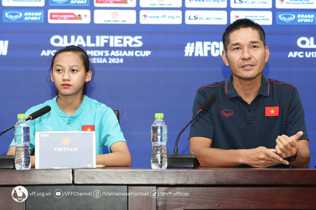 HLV Akira Ijiri: Đối thủ của U17 nữ Việt Nam đều mạnh - 1 HLV Akira Ijiri: Đối thủ của U17 nữ Việt Nam đều mạnh - 1