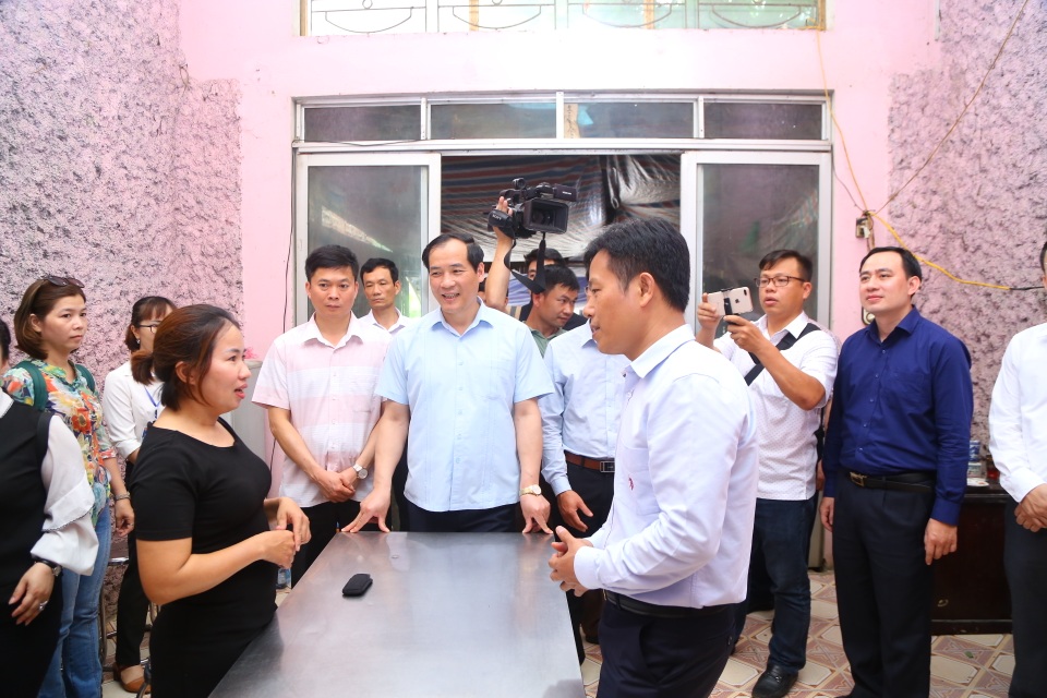 Thứ trưởng Lê Quân: “Lao động nhận hỗ trợ trong tháng 4, 5 mới có ý nghĩa” - 5 Thứ trưởng Lê Quân: “Lao động nhận hỗ trợ trong tháng 4, 5 mới có ý nghĩa” - 5